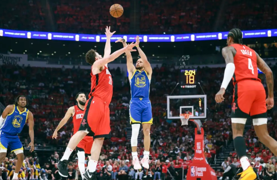 库里31+6&19中12 申京26+9 勇士拒绝火箭逆转迎开门红 库里31+6&19中12 申京26+9 勇士拒绝火箭逆转迎开门红