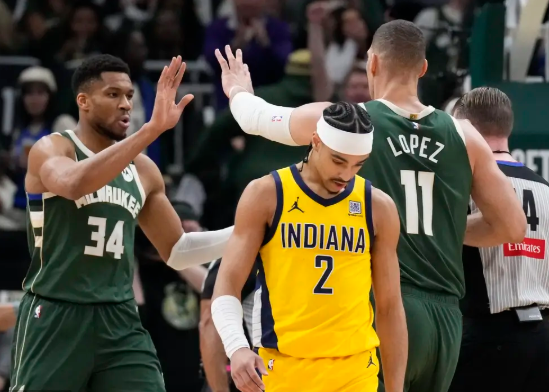 特伦特9记三分新高37分 字母哥37+12 雄鹿大胜步行者扳成1-2