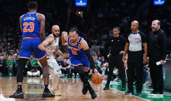 尼克斯20分逆转加时取胜 大头&OG合砍58分 绿军三分60投45铁 尼克斯20分逆转加时取胜 大头&OG合砍58分 绿军三分60投45铁