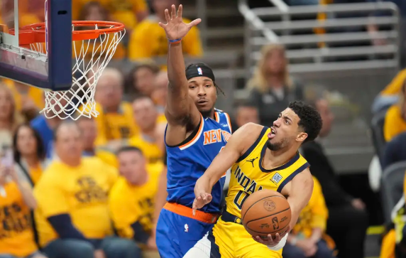 哈利伯顿32+12+15&0失误 西卡30+5 步行者力克尼克斯夺得赛点 哈利伯顿32+12+15&0失误 西卡30+5 步行者力克尼克斯夺得赛点